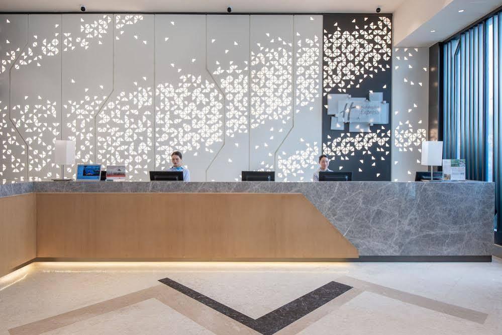Holiday Inn Express Chengdu Huanhuaxi By Ihg-Near Jinsha Site Musem,Near Wuhou Temple Museum,Welcome Drinks,Free Gym,Free Self-Service Laundry Exterior foto