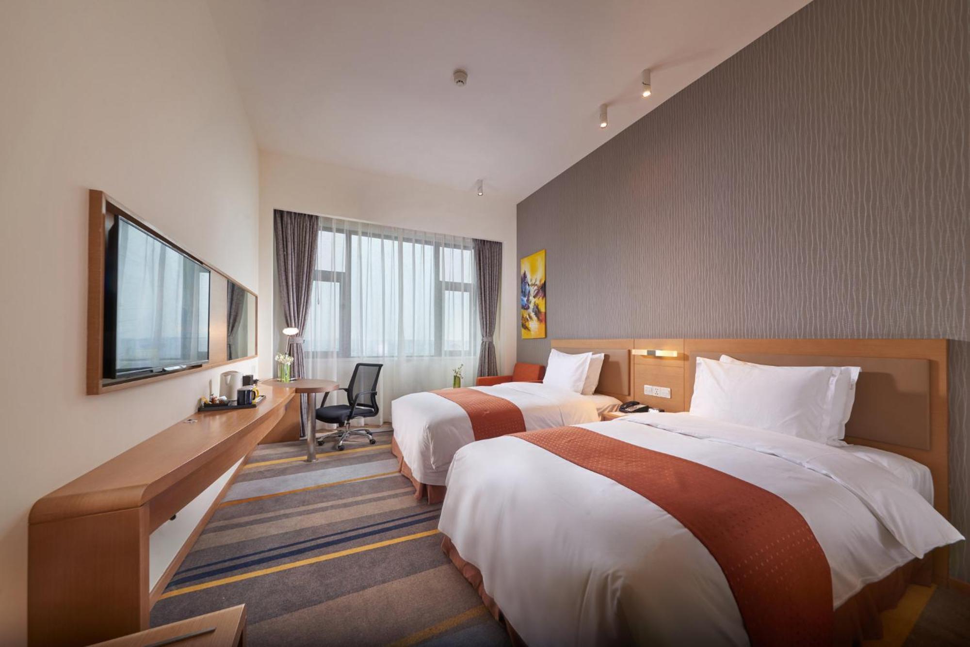 Holiday Inn Express Chengdu Huanhuaxi By Ihg-Near Jinsha Site Musem,Near Wuhou Temple Museum,Welcome Drinks,Free Gym,Free Self-Service Laundry Exterior foto